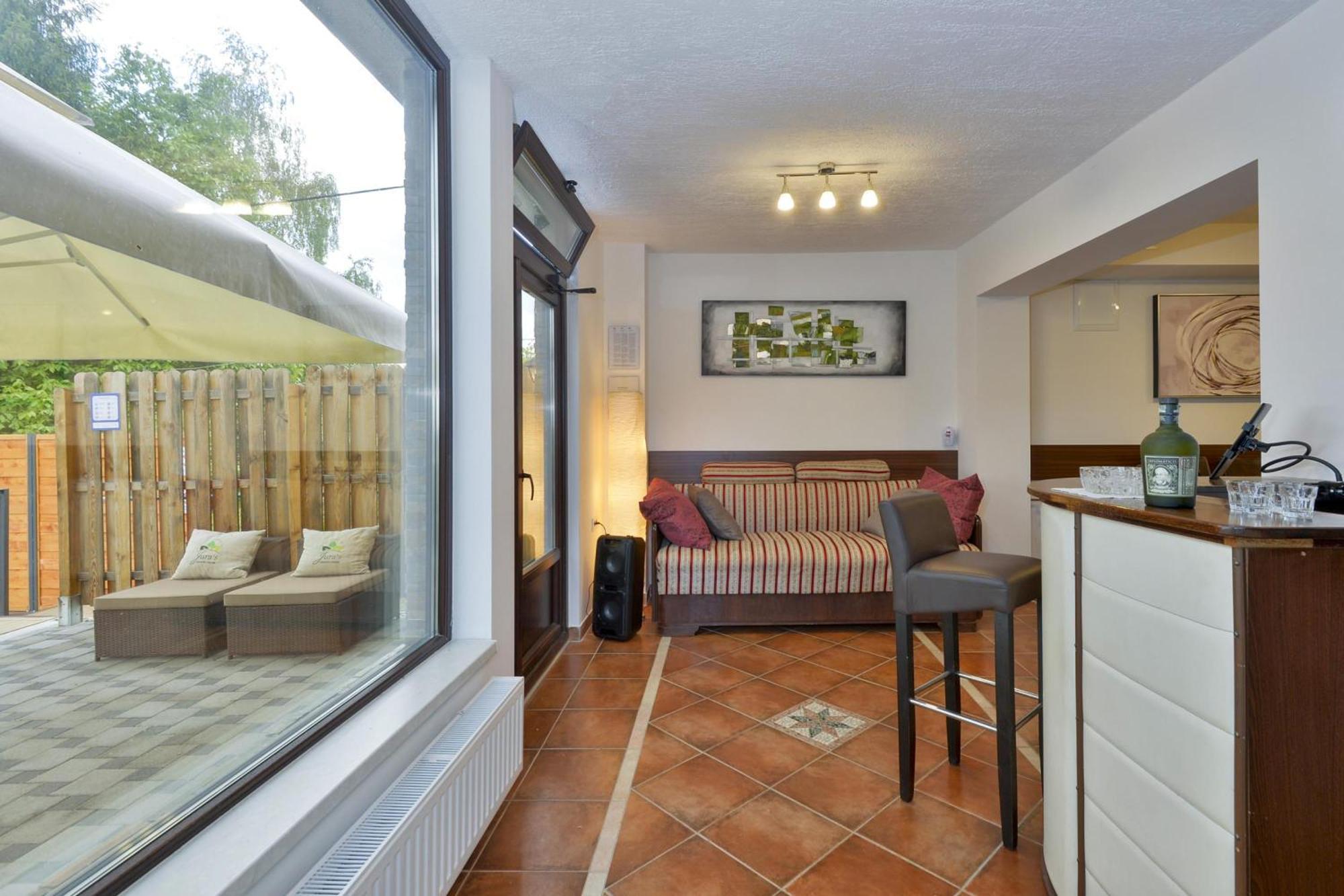 Jura'S Wellness House - Happy Rentals Biskupec Zelinski ภายนอก รูปภาพ