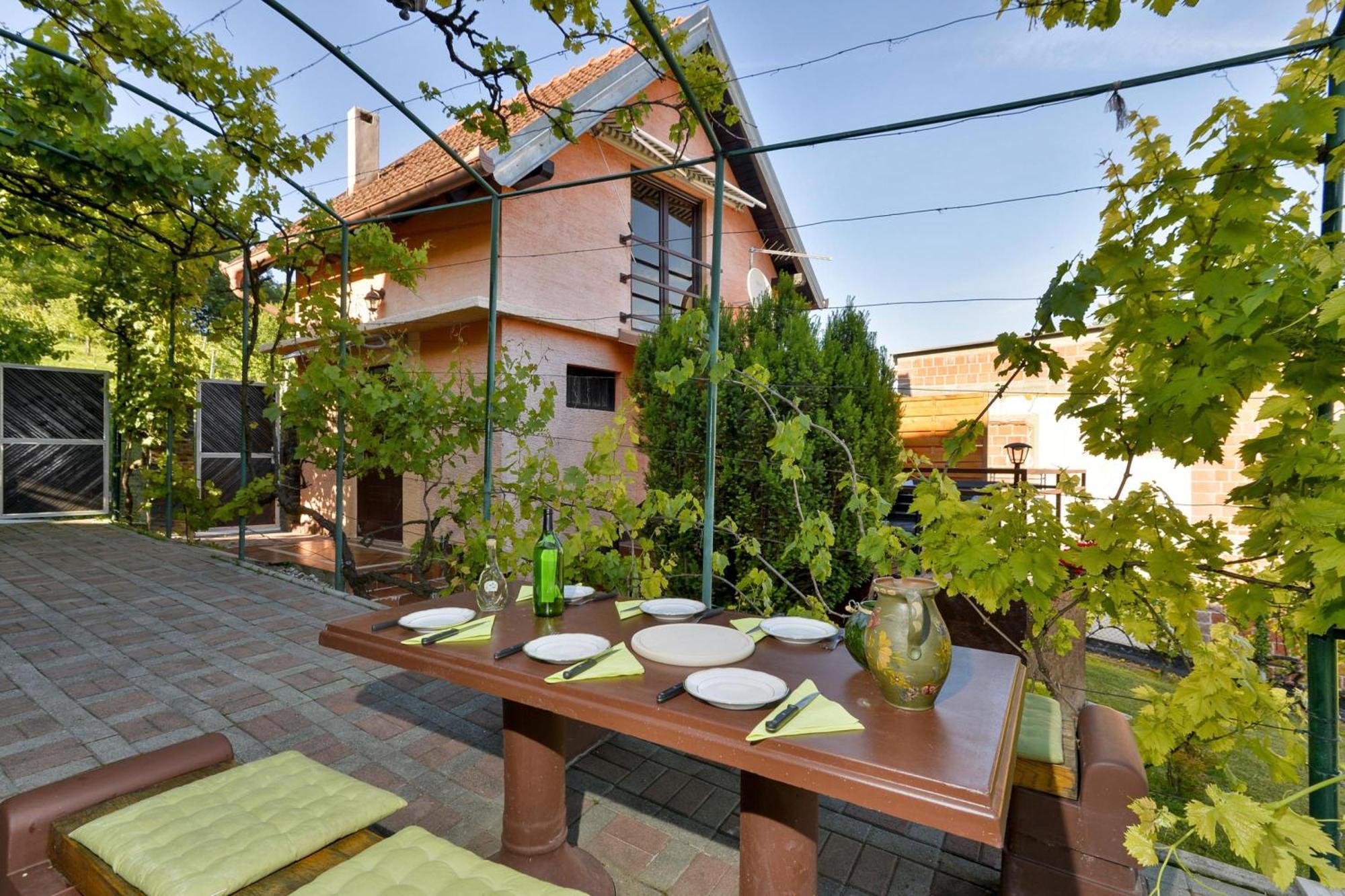 Jura'S Wellness House - Happy Rentals Biskupec Zelinski ภายนอก รูปภาพ