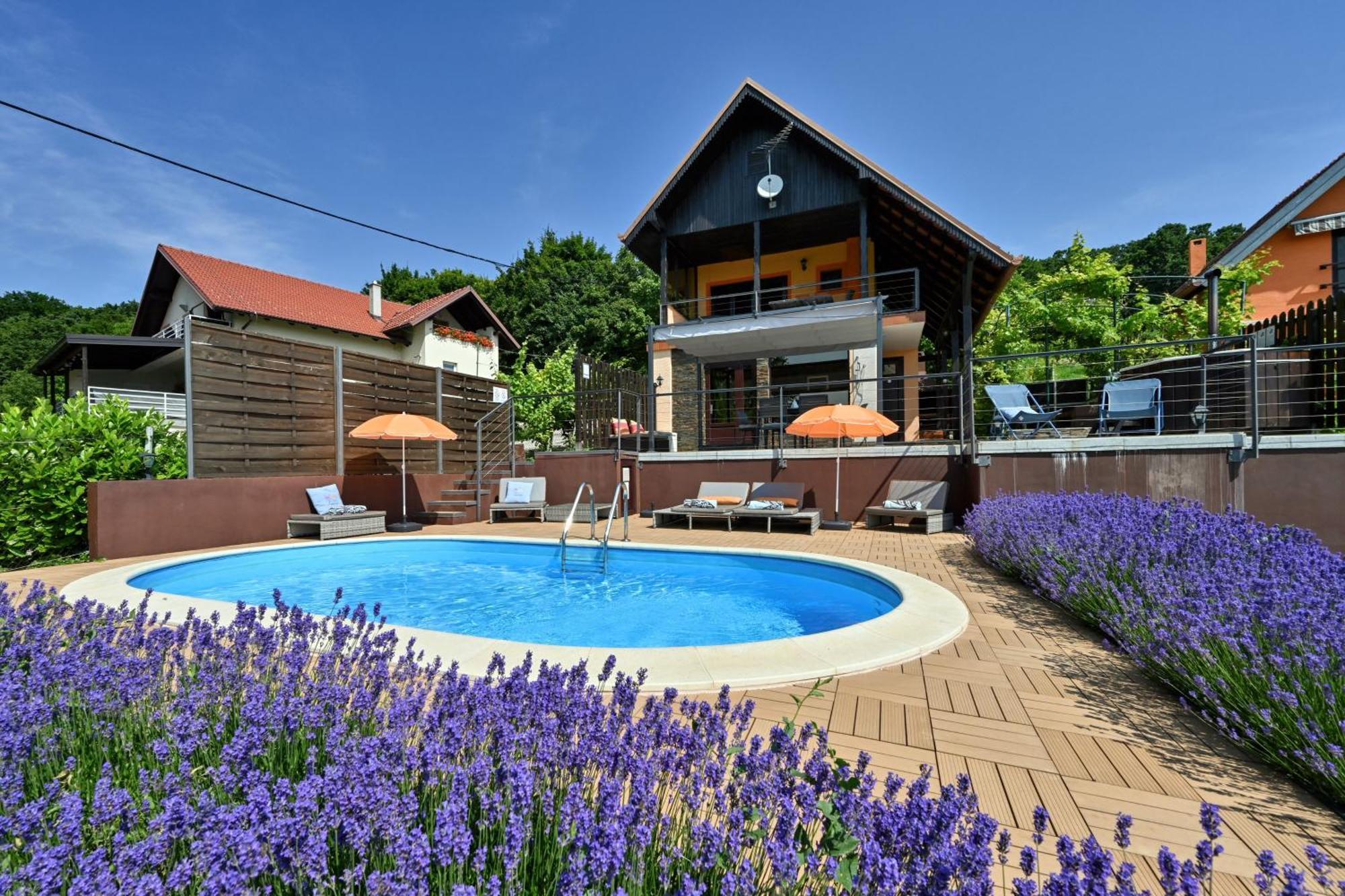 Jura'S Wellness House - Happy Rentals Biskupec Zelinski ภายนอก รูปภาพ